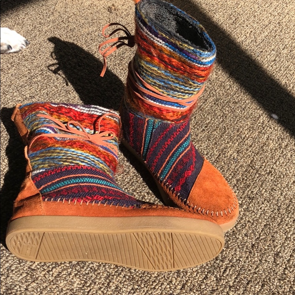 Toms Nepal Boots Cognac Suede Textile Mix